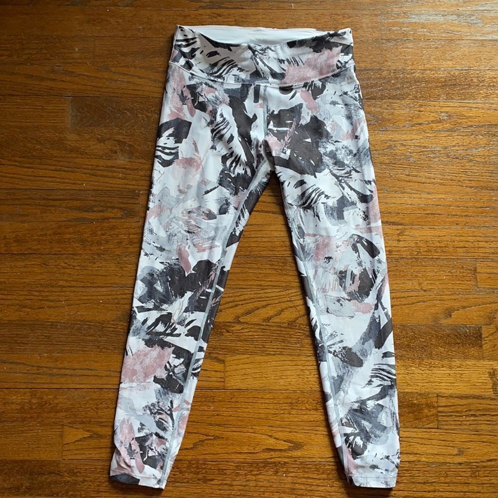 Calvin Klein Performance Abstract Flower Patterned Leggings